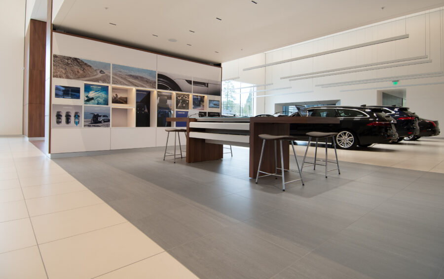 Jaguar Land Rover photo 2